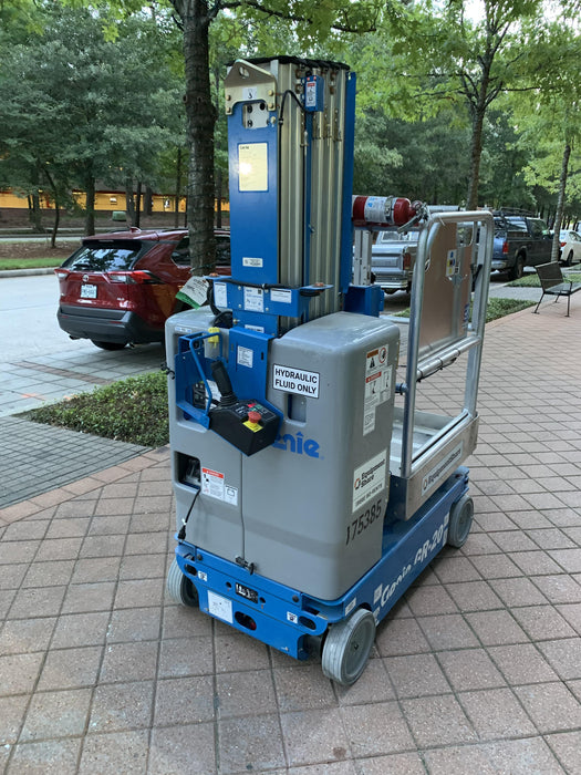 2021 GENIE GR-20
