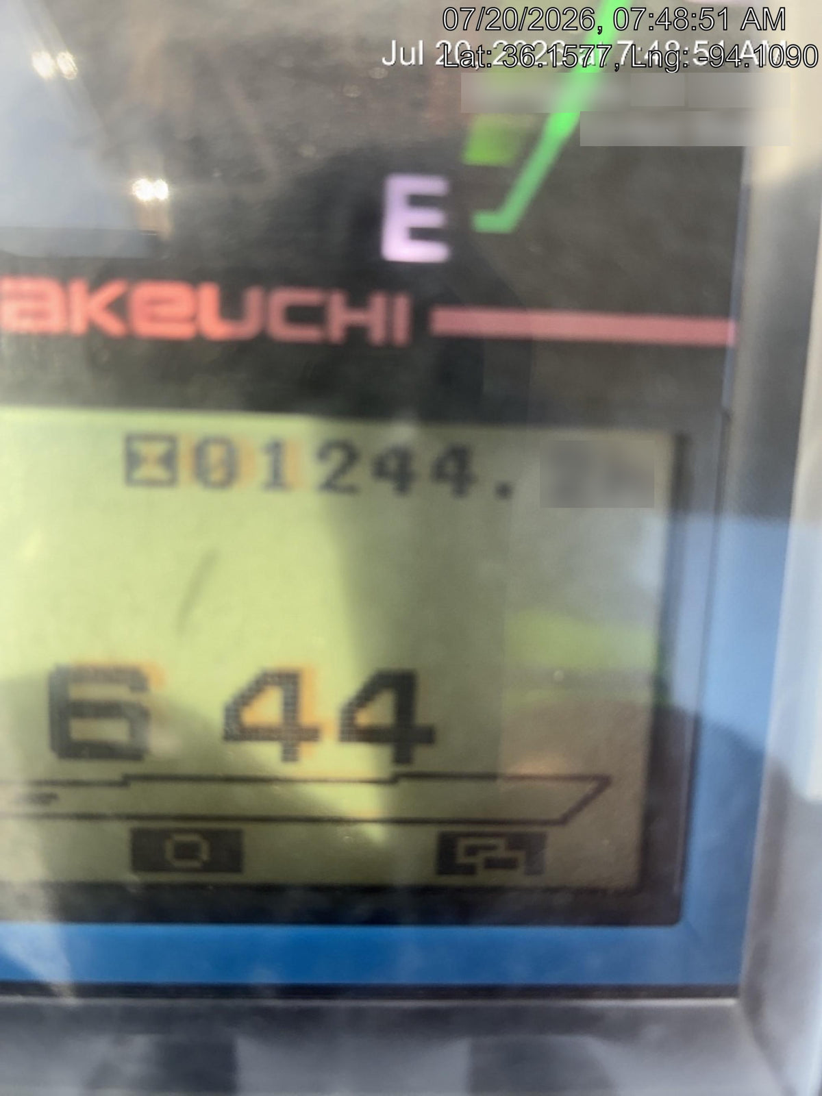2021 TAKEUCHI TB235-2R