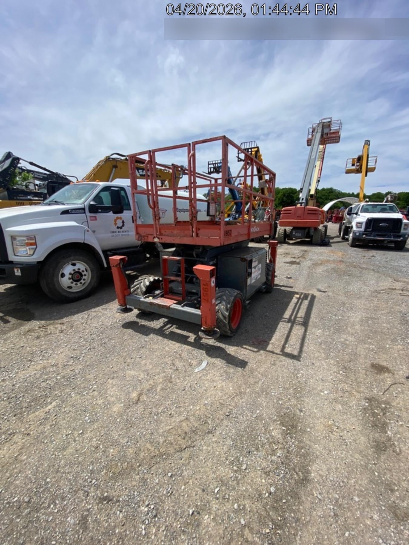 2016 SKYJACK SJ6832 RT