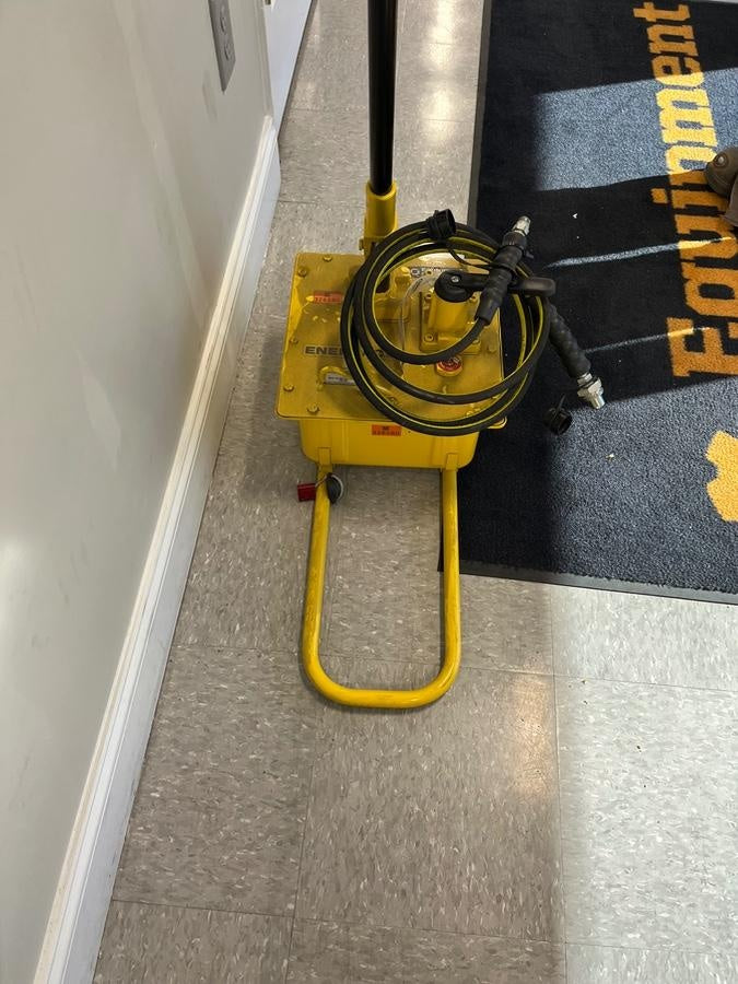 2023 ENERPAC P462
