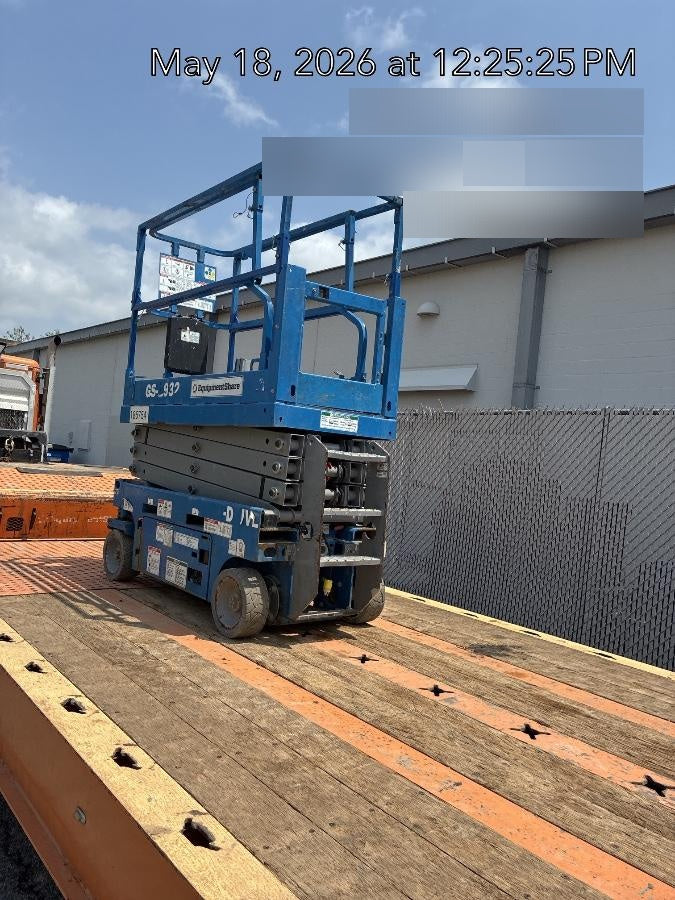 2019 Genie GS-1930 Fixed rails with chain Entry