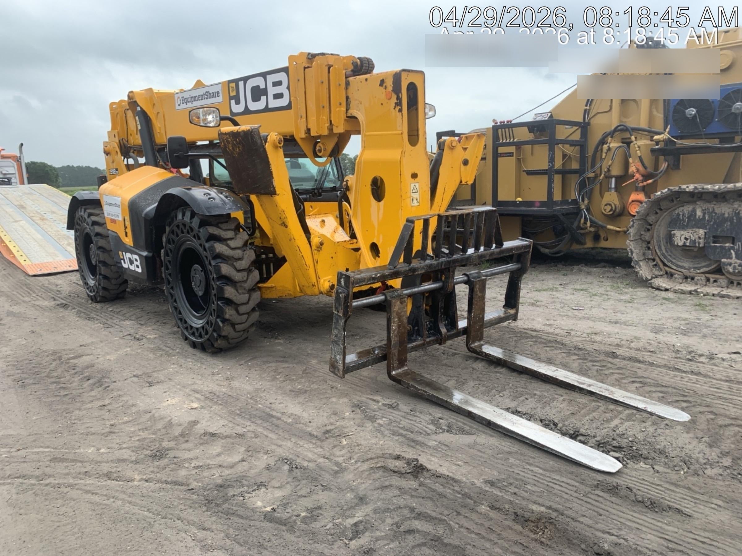 2021 JCB 512-56