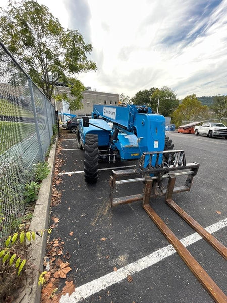 2022 GENIE GTH-844