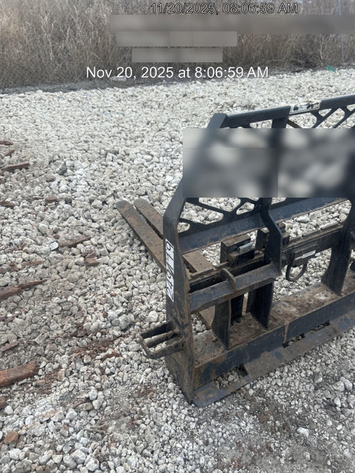 2022 PALADIN 48" Pallet Forks - Paladin