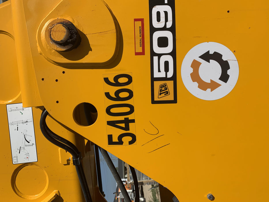 2019 JCB 509-42 Cab/Heat/Air, 74 HP, Solid Tires, STD Worklight, Beacon, Aux Hydraulics, Lifting Eye, Back up Alarm w/66" Carriage/60" Forks