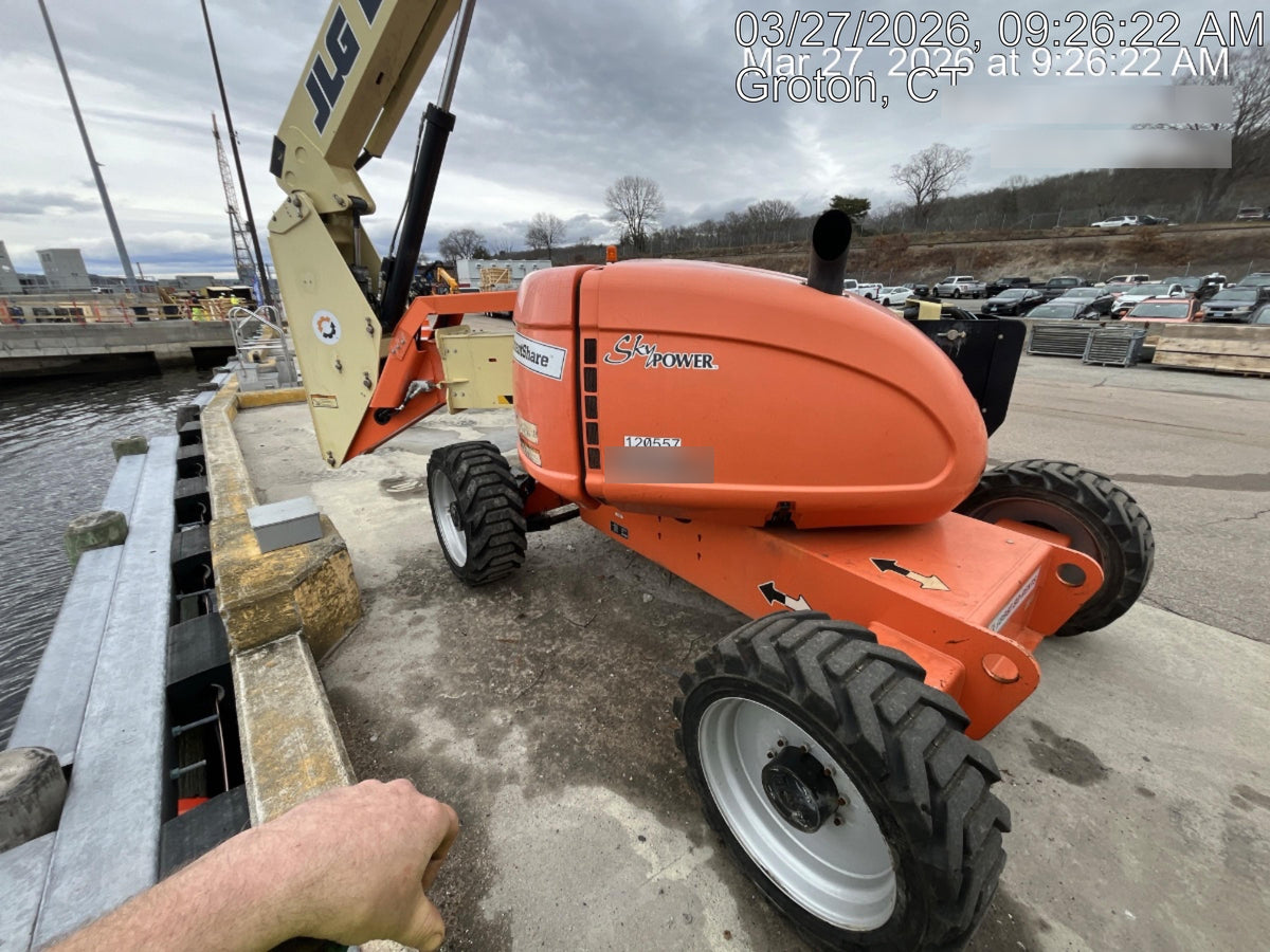 2021 JLG 600AJ