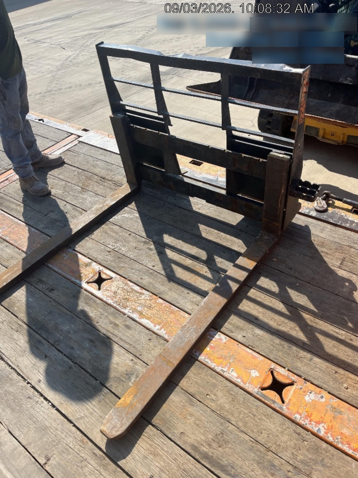2024 ARROW MATERIAL HANDLING 72" Pallet Forks - Arrow