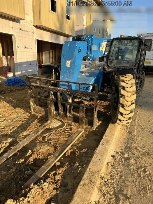 2020 Genie GTH-636 Cab/Heat/Air, Solid Tires, Work Lights, Beacon, Aux Hydraulics, Back up Alarm