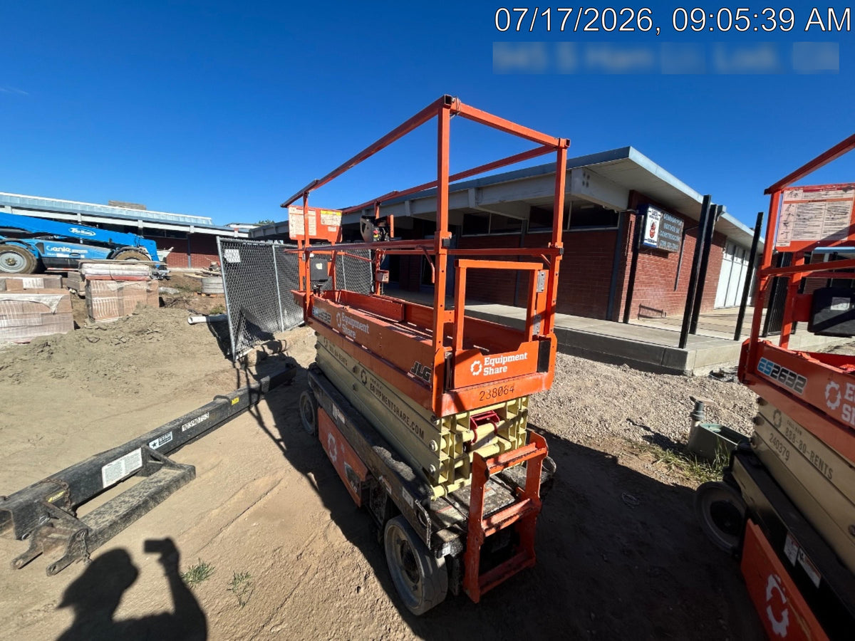 2022 JLG ES2632