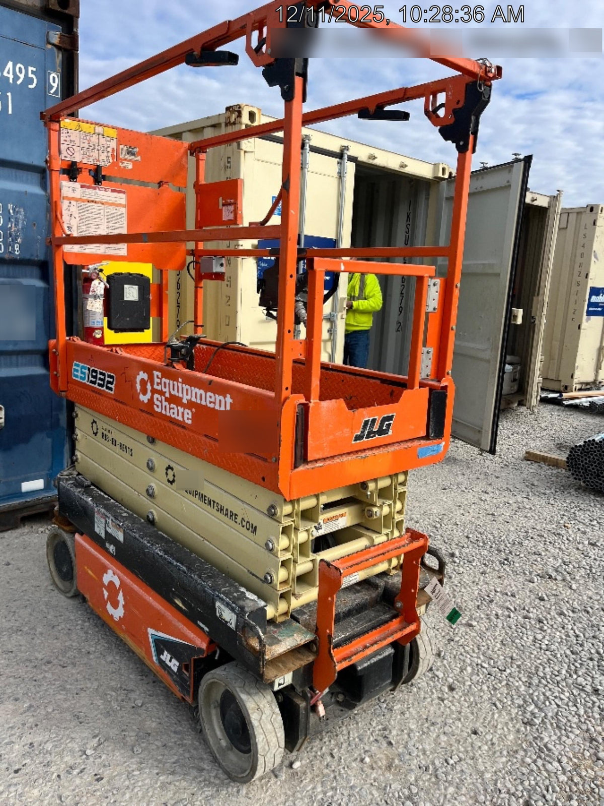 2022 JLG ES1932