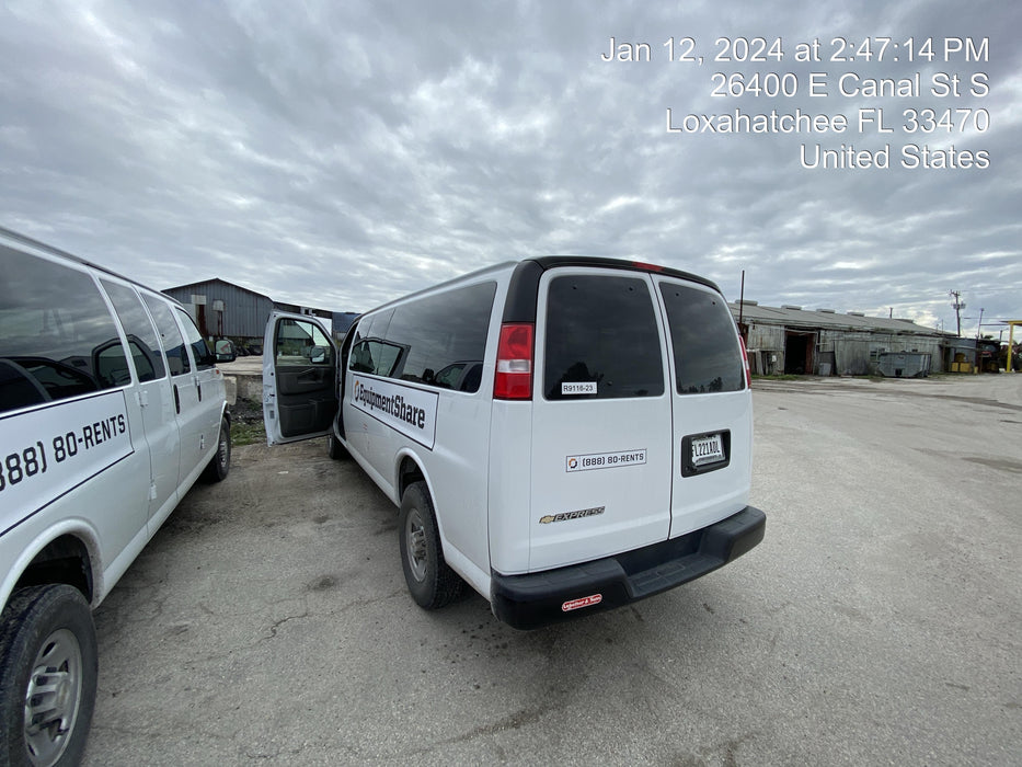 2023 CHEVROLET Express Van - Rental