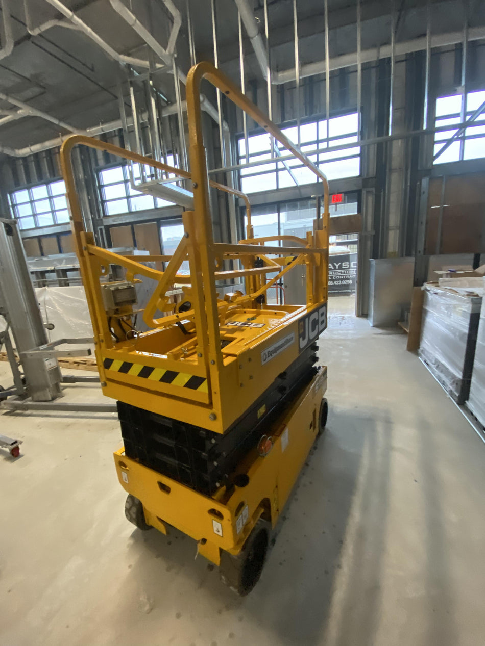 2021 JCB S1930E