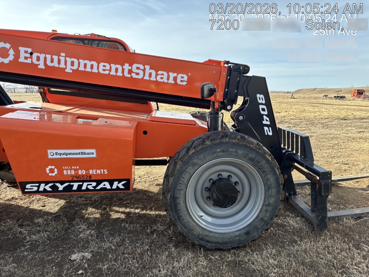 2023 SKYTRAK 8042