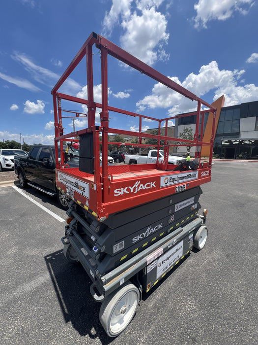 2022 SKYJACK SJ4732
