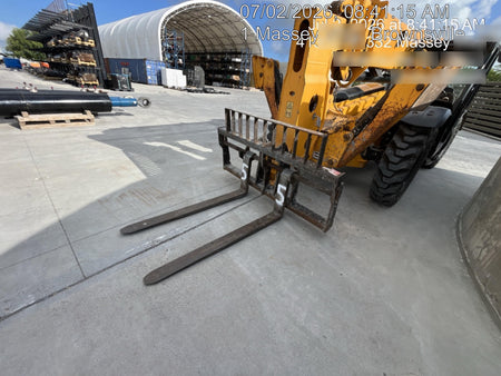 2023 JCB 510-56