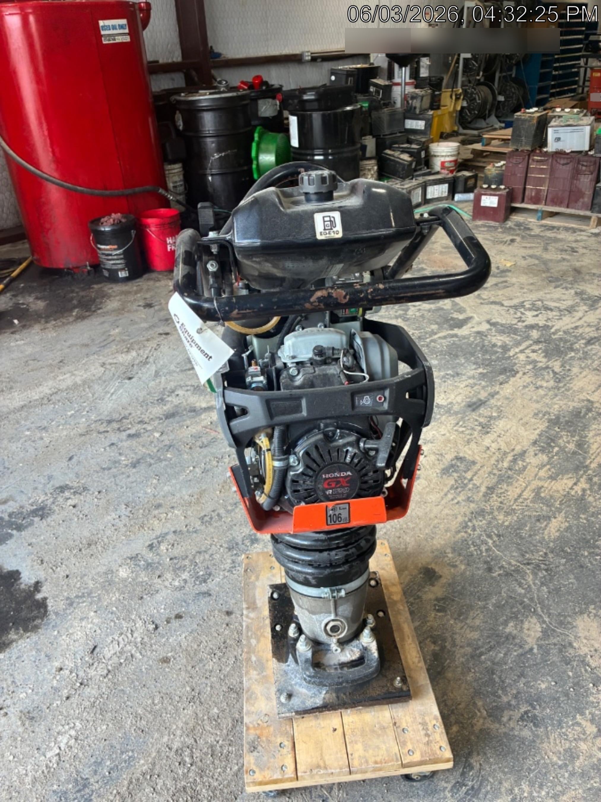 2025 HUSQVARNA LT6005