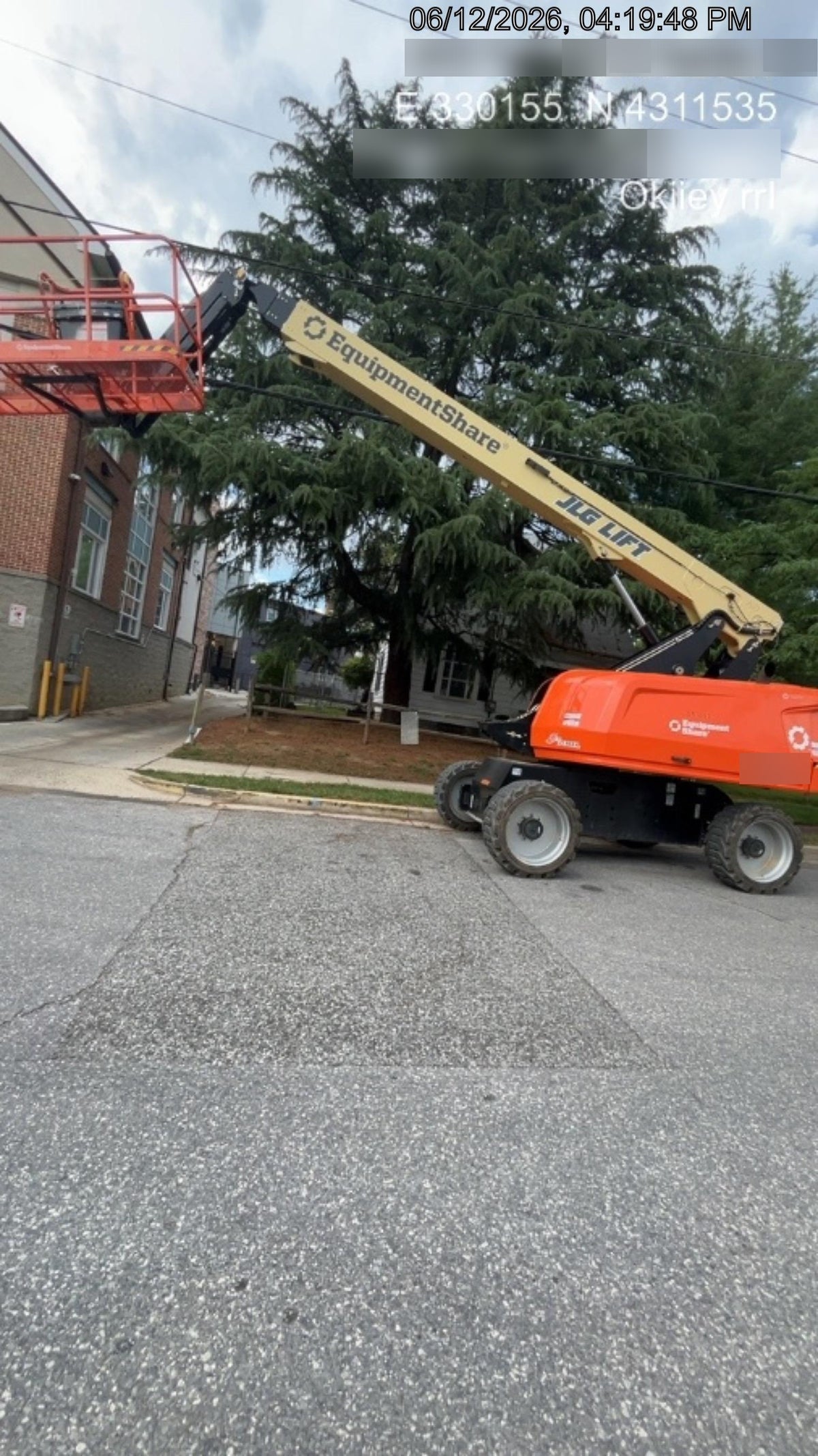 2025 JLG 660SJ