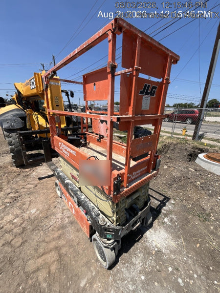 2022 JLG ES1932