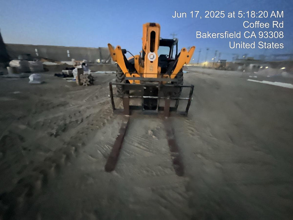 2024 JLG 1001095418S