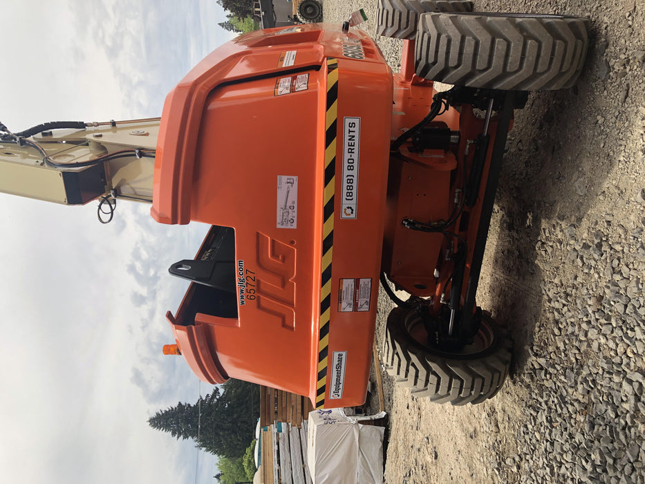2020 JLG 660SJ