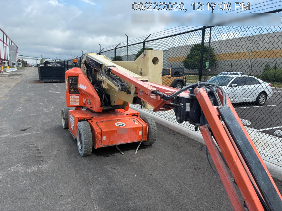 2019 JLG E400AJPN