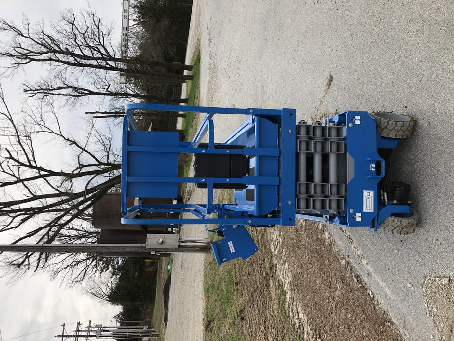 2019 Genie GS-1930 Fixed Rails with Chain Entry