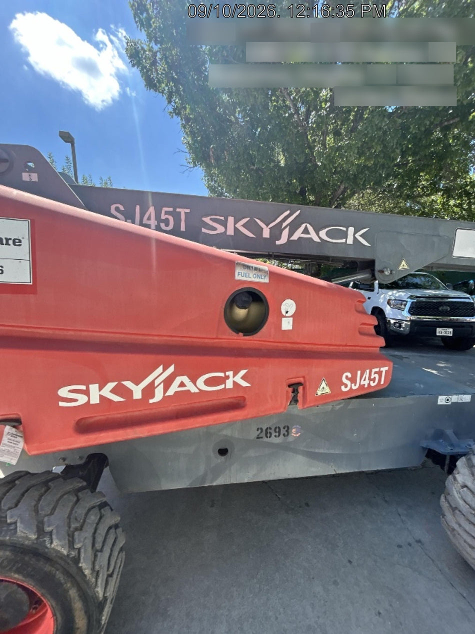 2017 SKYJACK SJ45T+