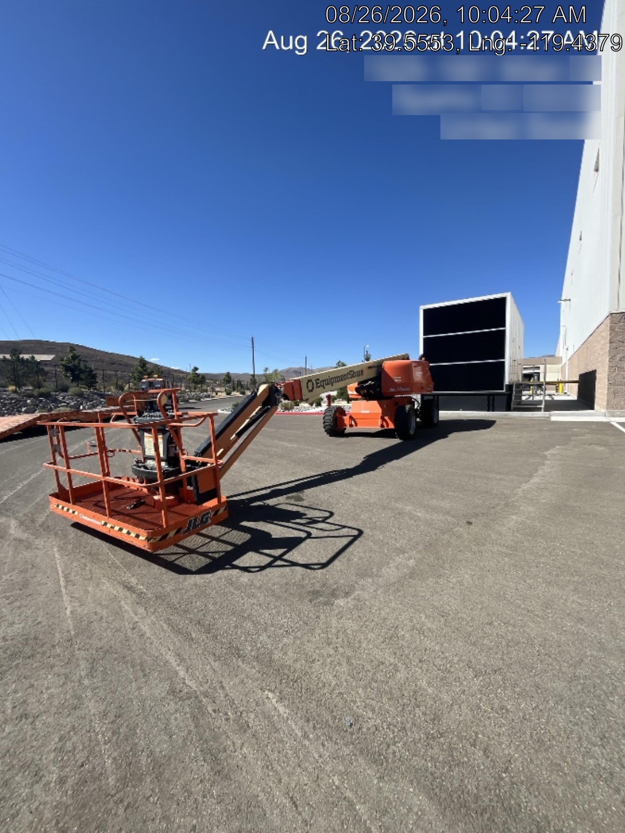 2022 JLG 660SJ