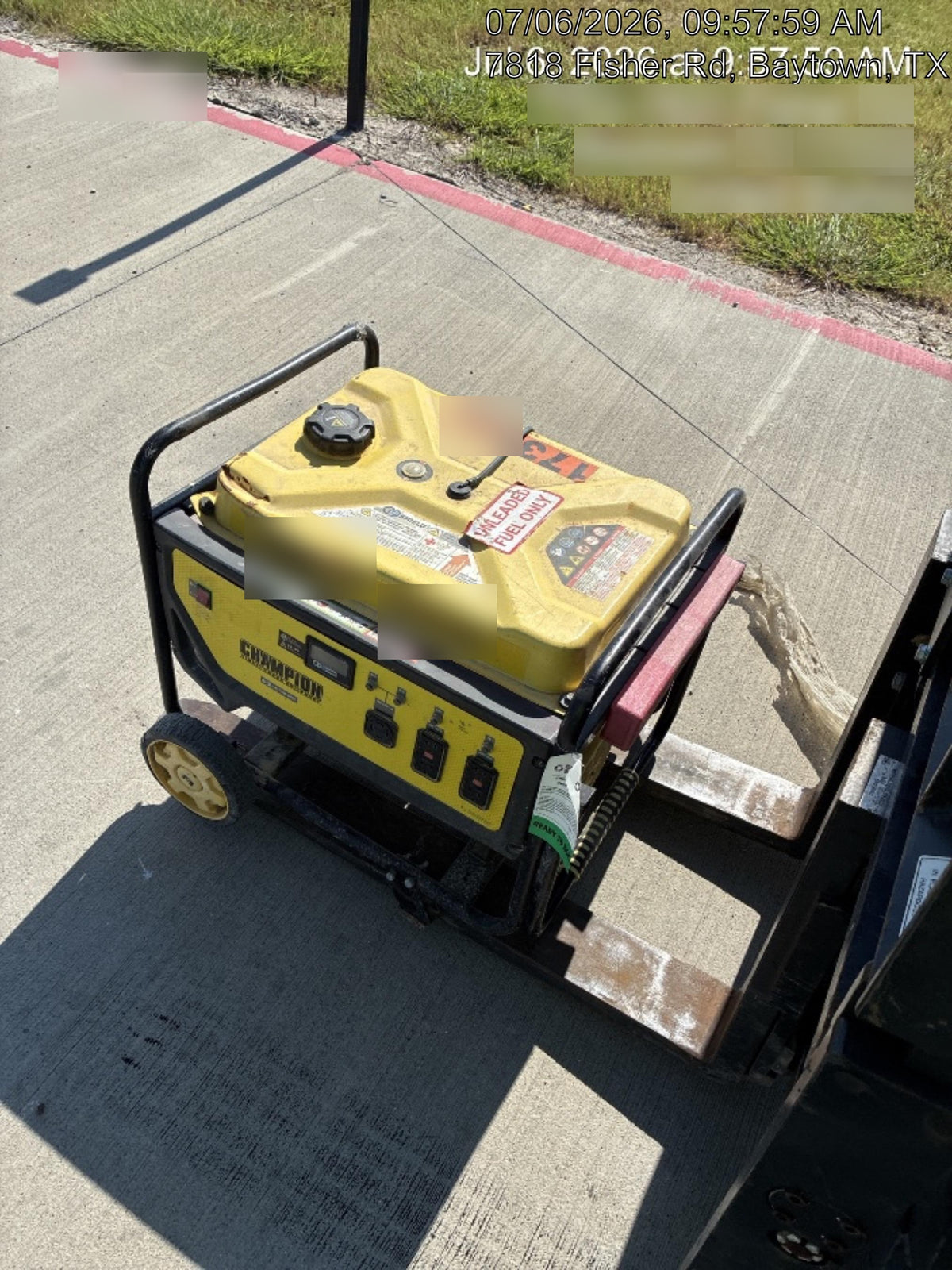 2021 Champion Power Equipment 201033C 7500 WATT GENERATOR