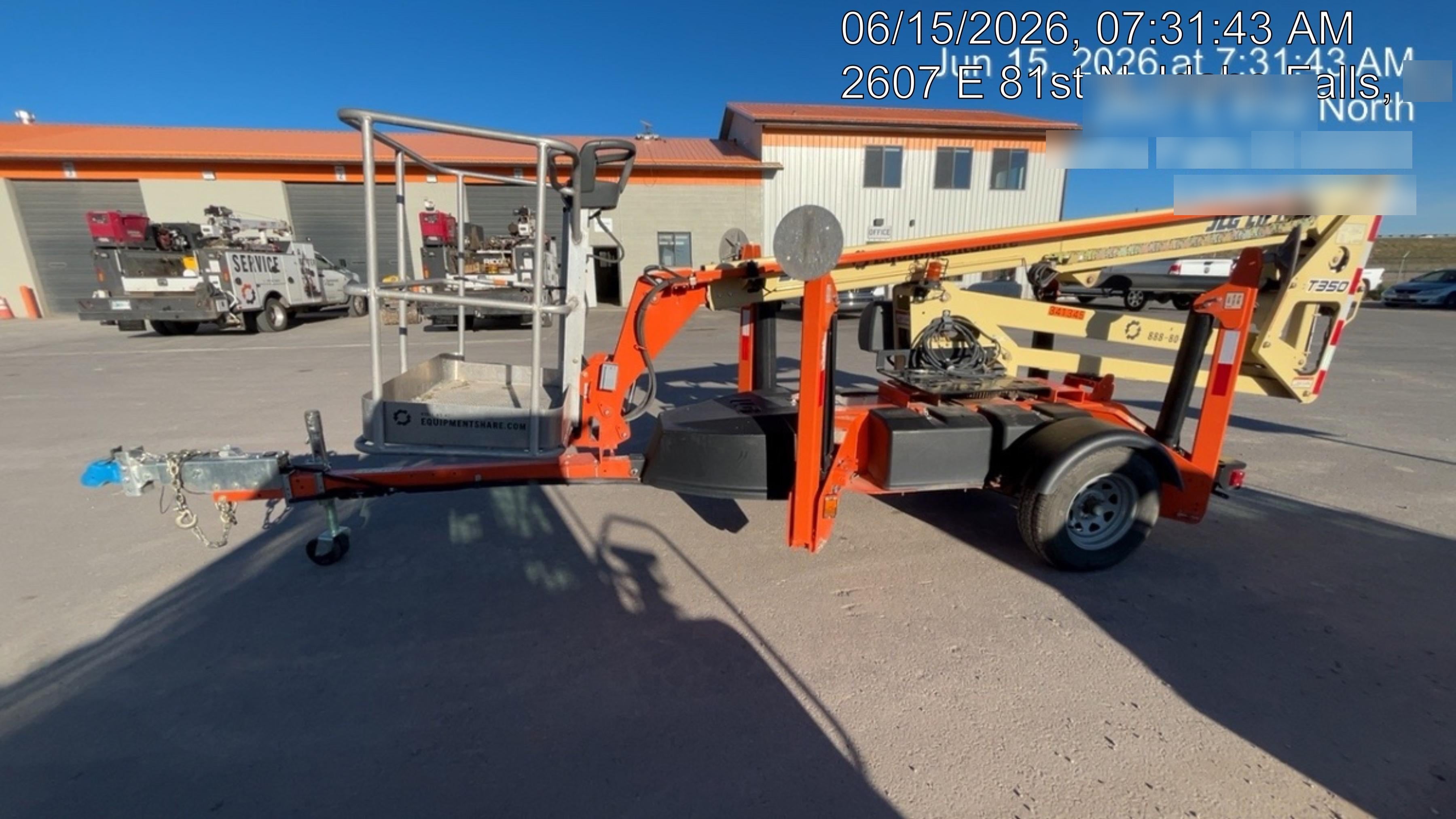 2023 JLG T350