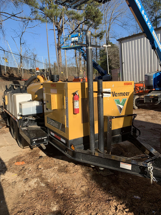 2021 Vac-Tron LP573XDT T4 Koehler Diesel Engine, 500 Gallon Debris Tank, x2 100 Gallon Water Tanks