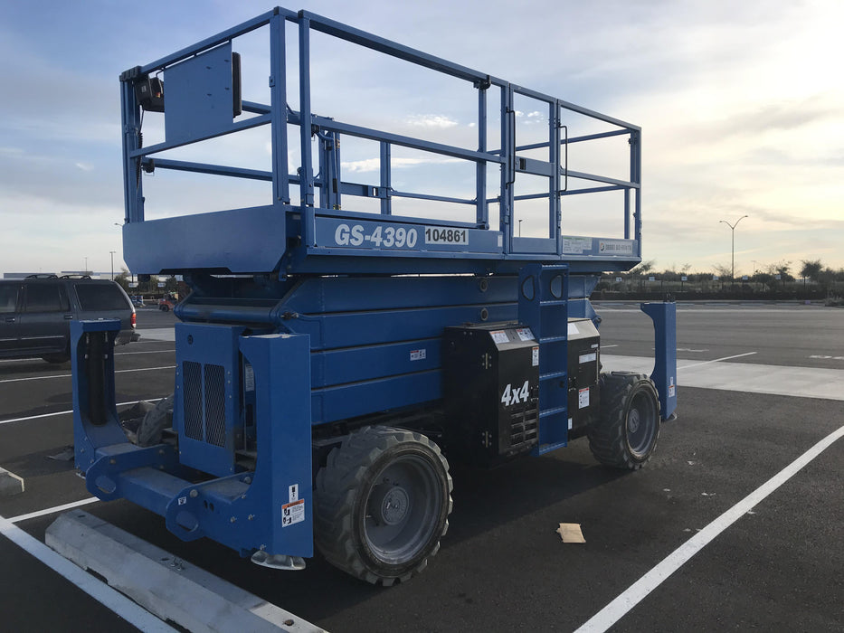 2020 GENIE GS-4390 RT