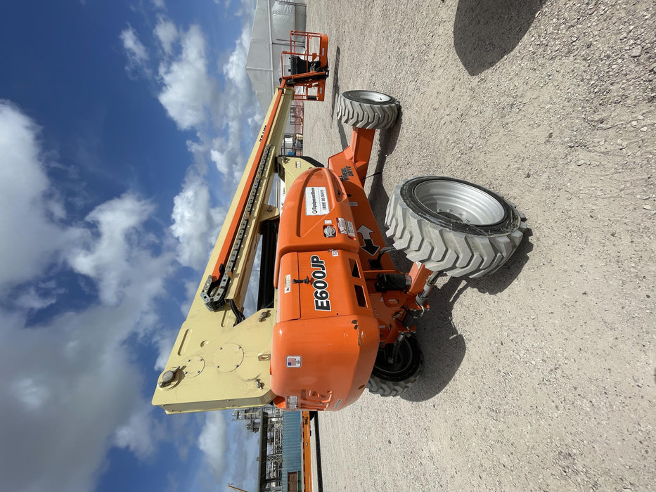 2019 JLG E600JP