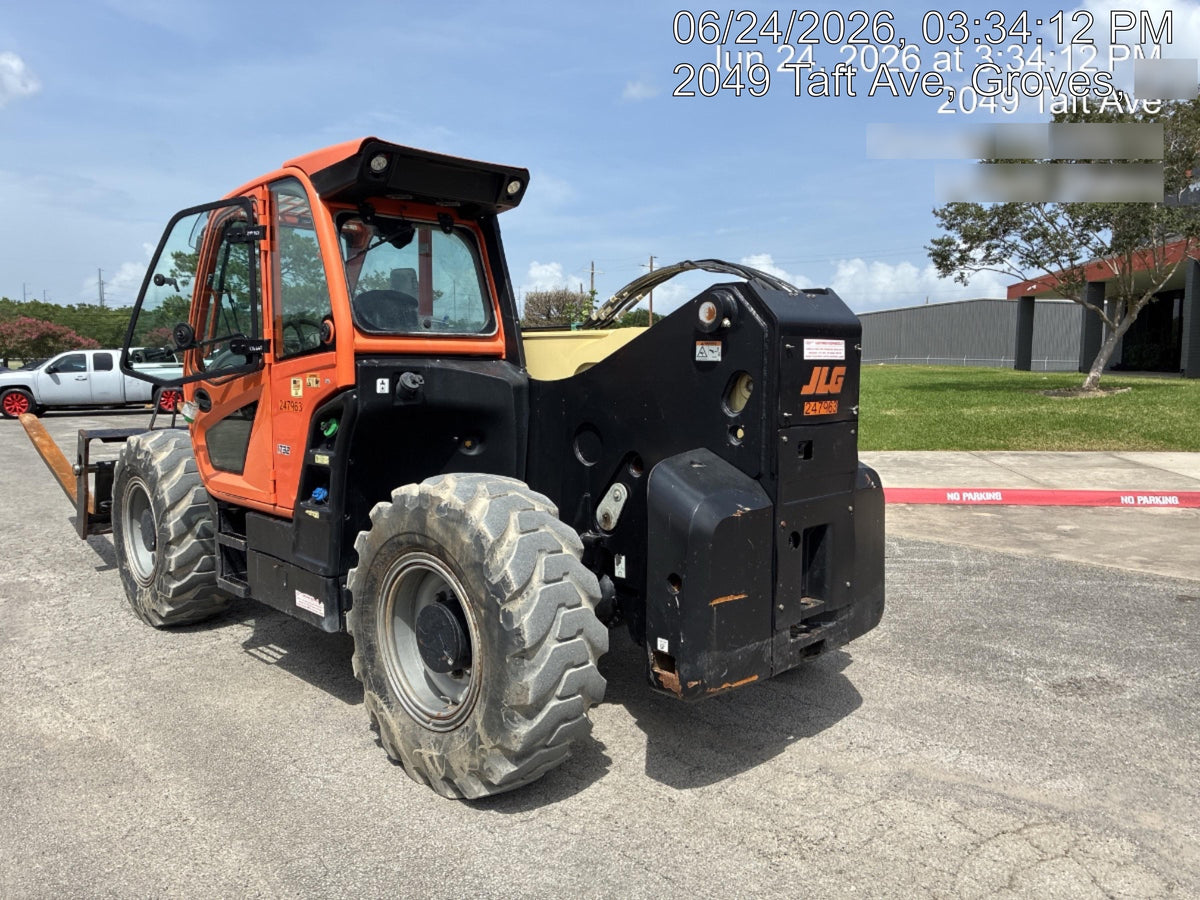 2022 JLG 1732