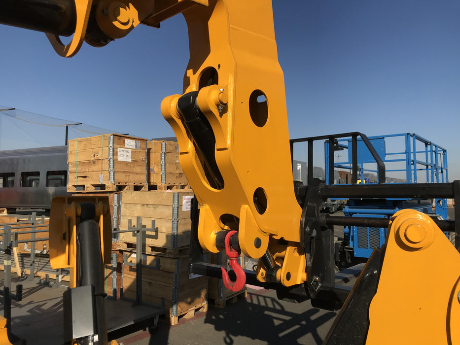 2020 JCB 512-56 Canopy, 74Hp, Solid Tires, Work Lights, Beacon, Aux Hydraulics, Back up Alarm, Lifting Eye, ES Decals