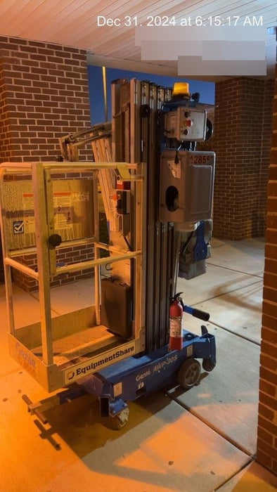 2021 GENIE AWP-30S DC