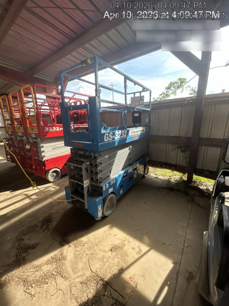 2023 GENIE GS-3232