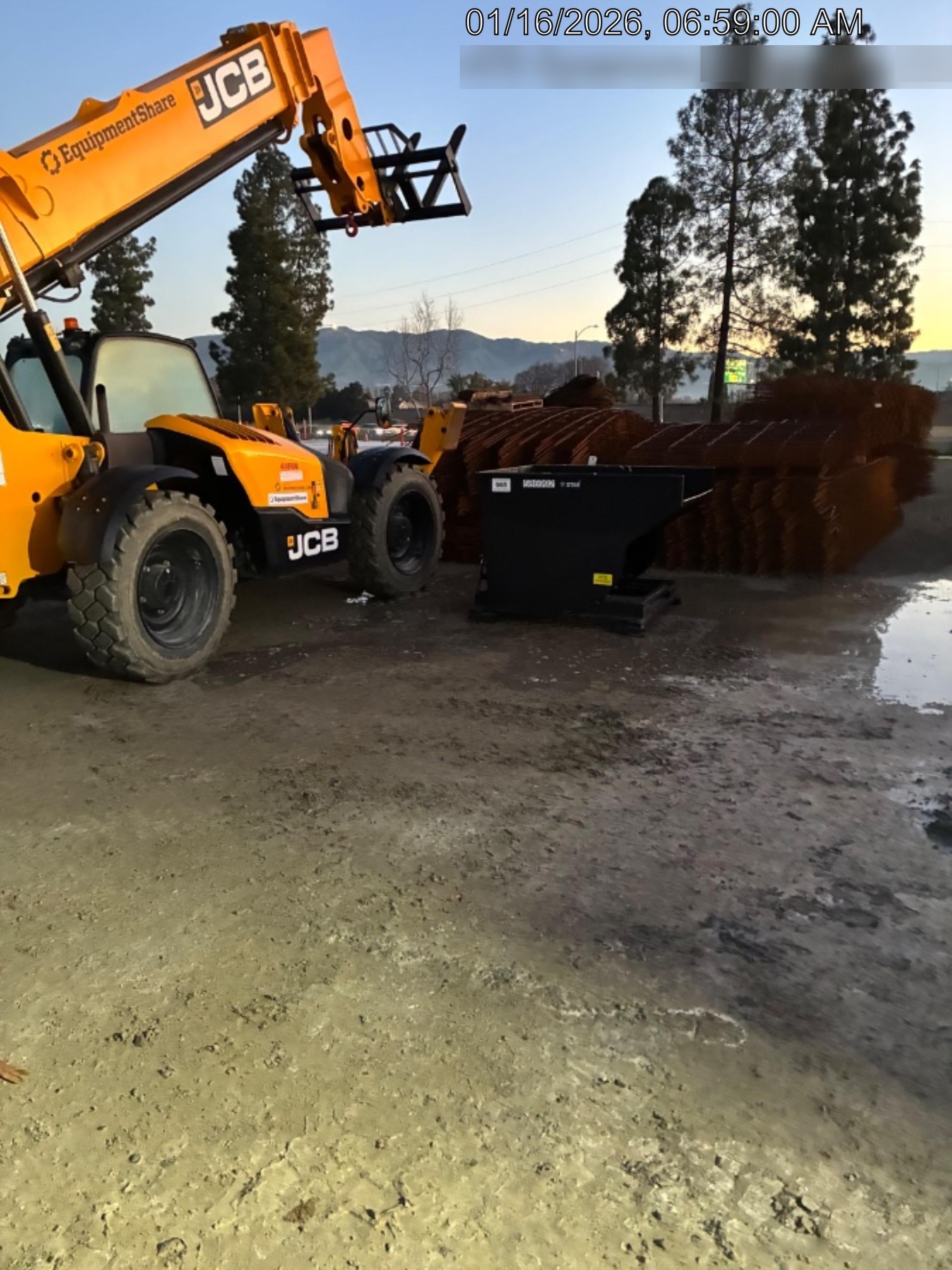 2025 STAR INDUSTRIES M-1820 - Self-Dump Hopper