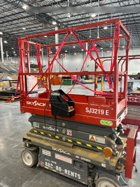 2024 SKYJACK SJ3219E