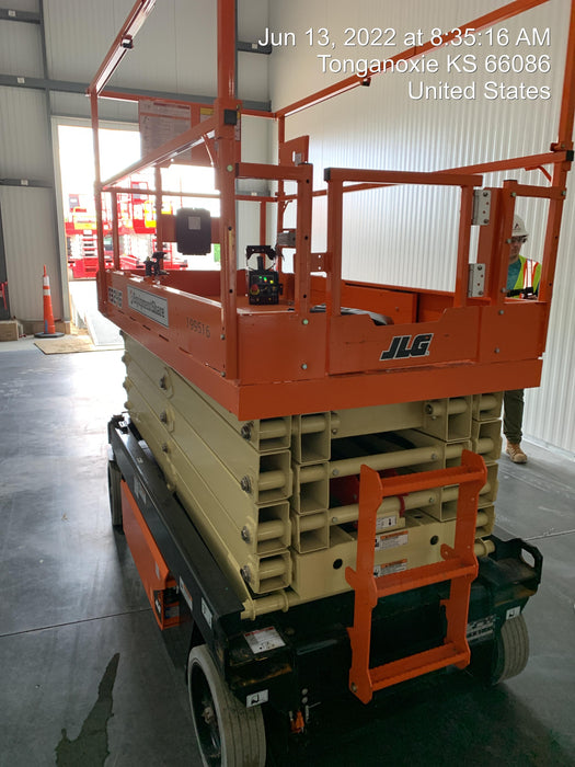 2021 JLG R3246