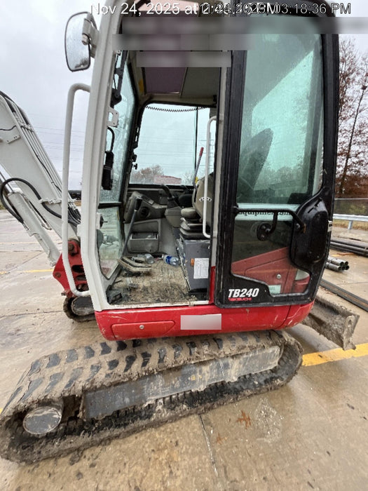 2020 Takeuchi TB240 CAB, AC/HEAT, THUMB