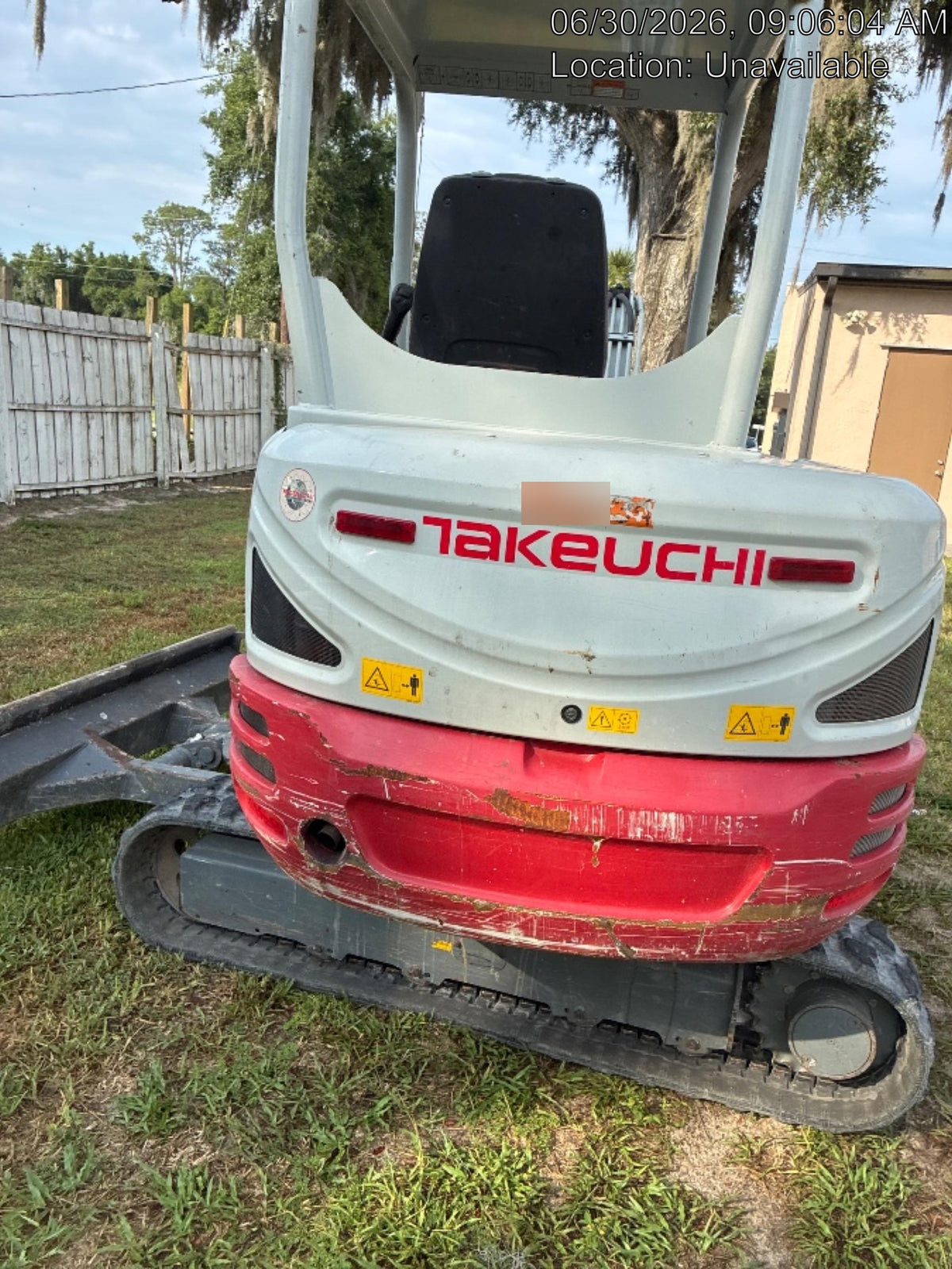 2022 TAKEUCHI TB235-2R