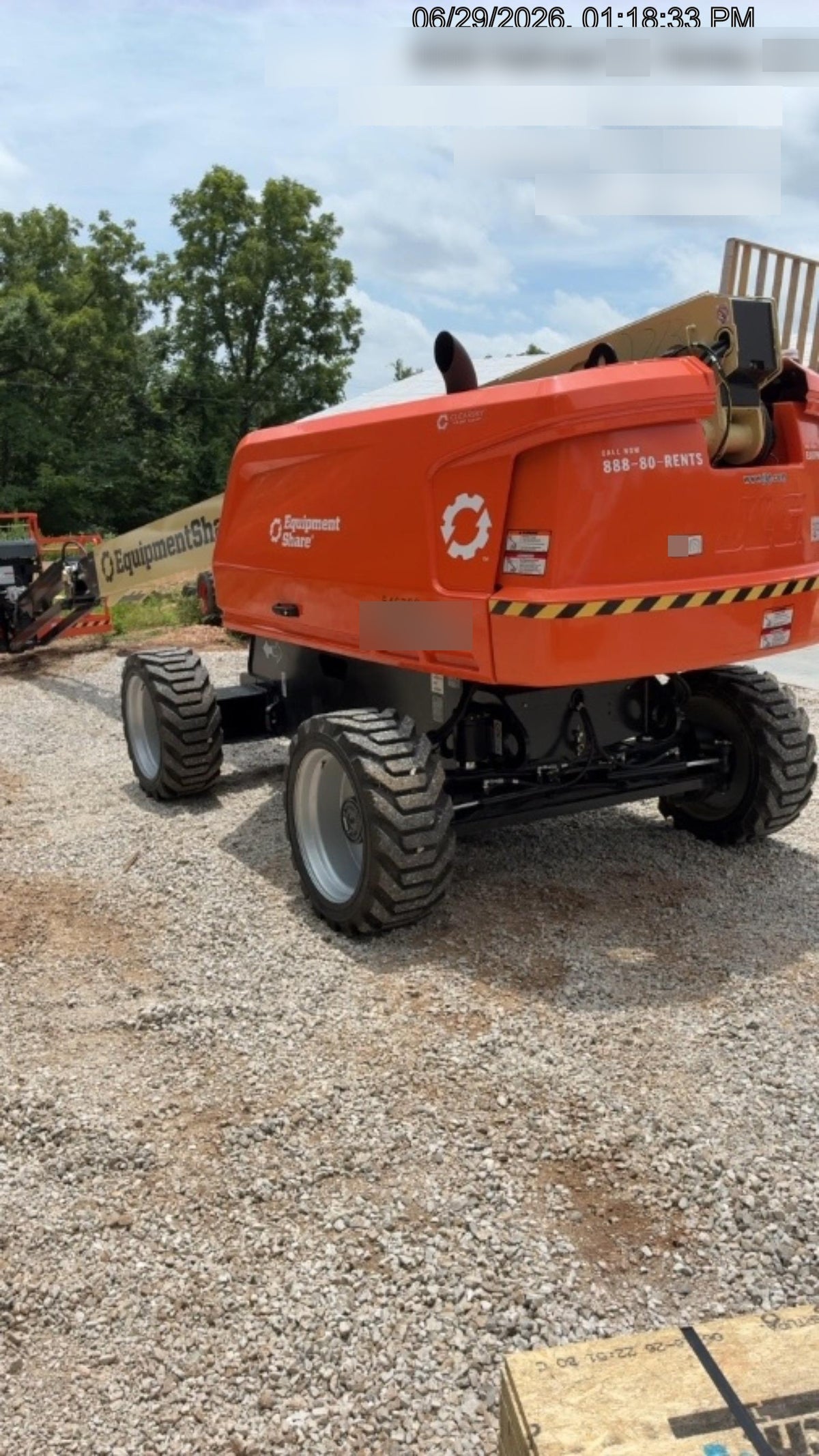 2025 JLG 660SJ