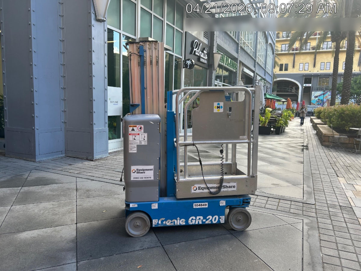 2020 GENIE GR-20