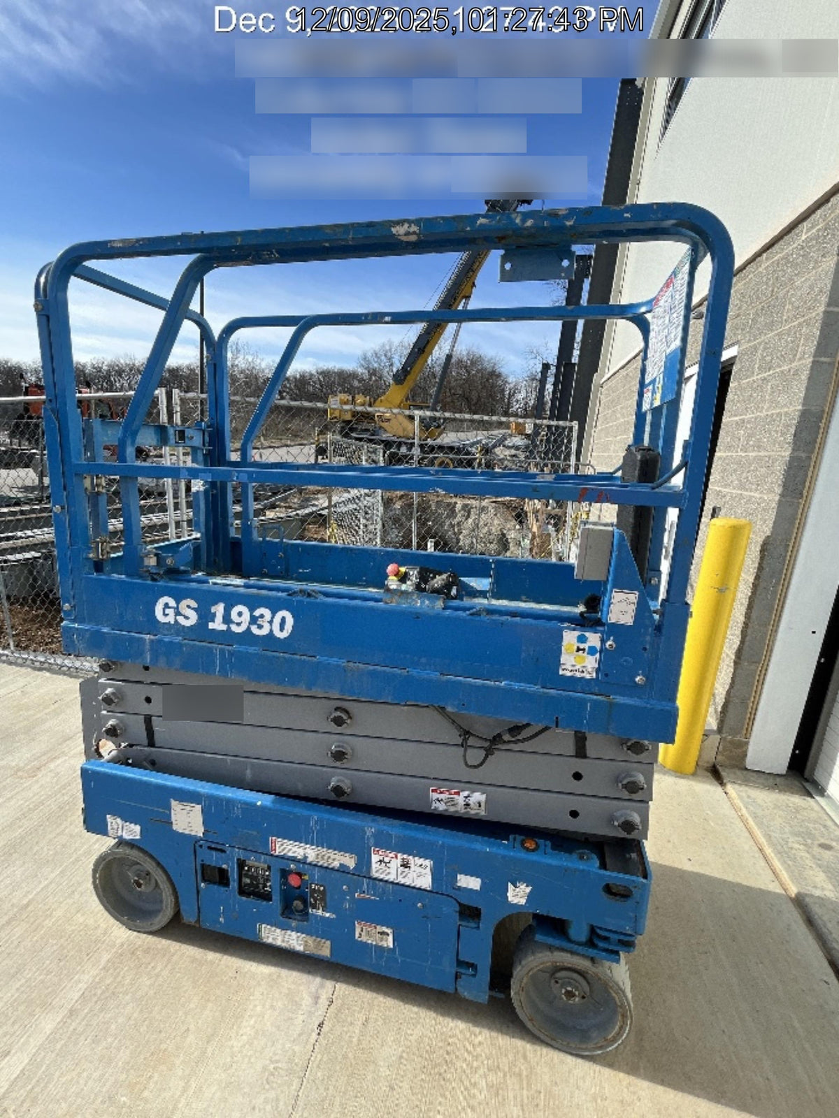 2020 Genie GS-1930 Solid Non Marking Tires, Beacon, Folding rails with half height swing gate