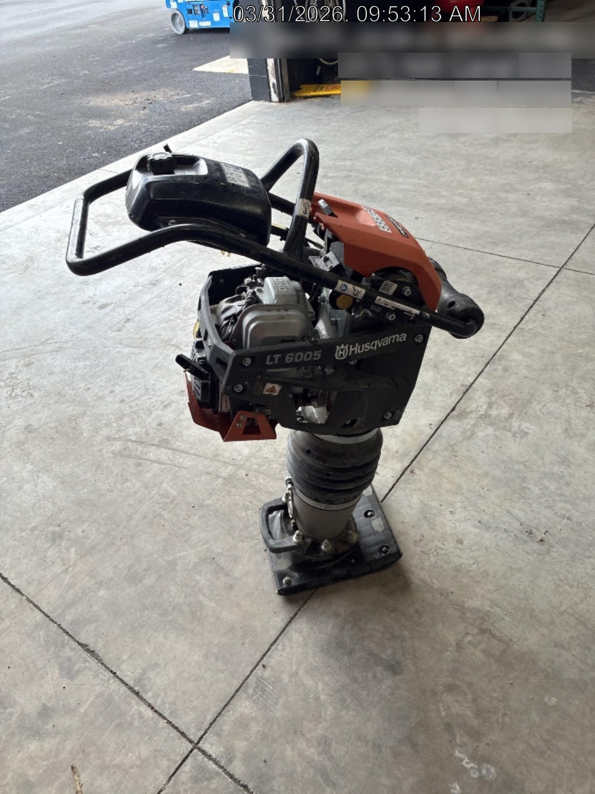 2025 HUSQVARNA LT6005