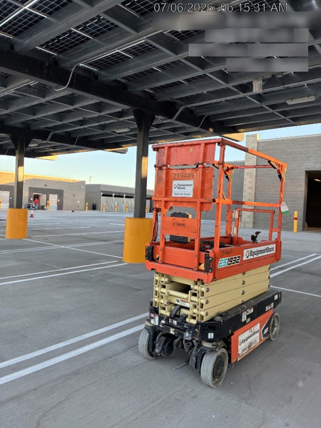 2022 JLG ES1932