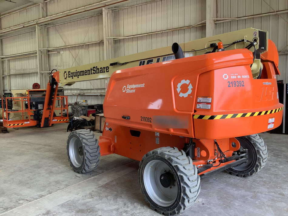 2022 JLG 660SJ