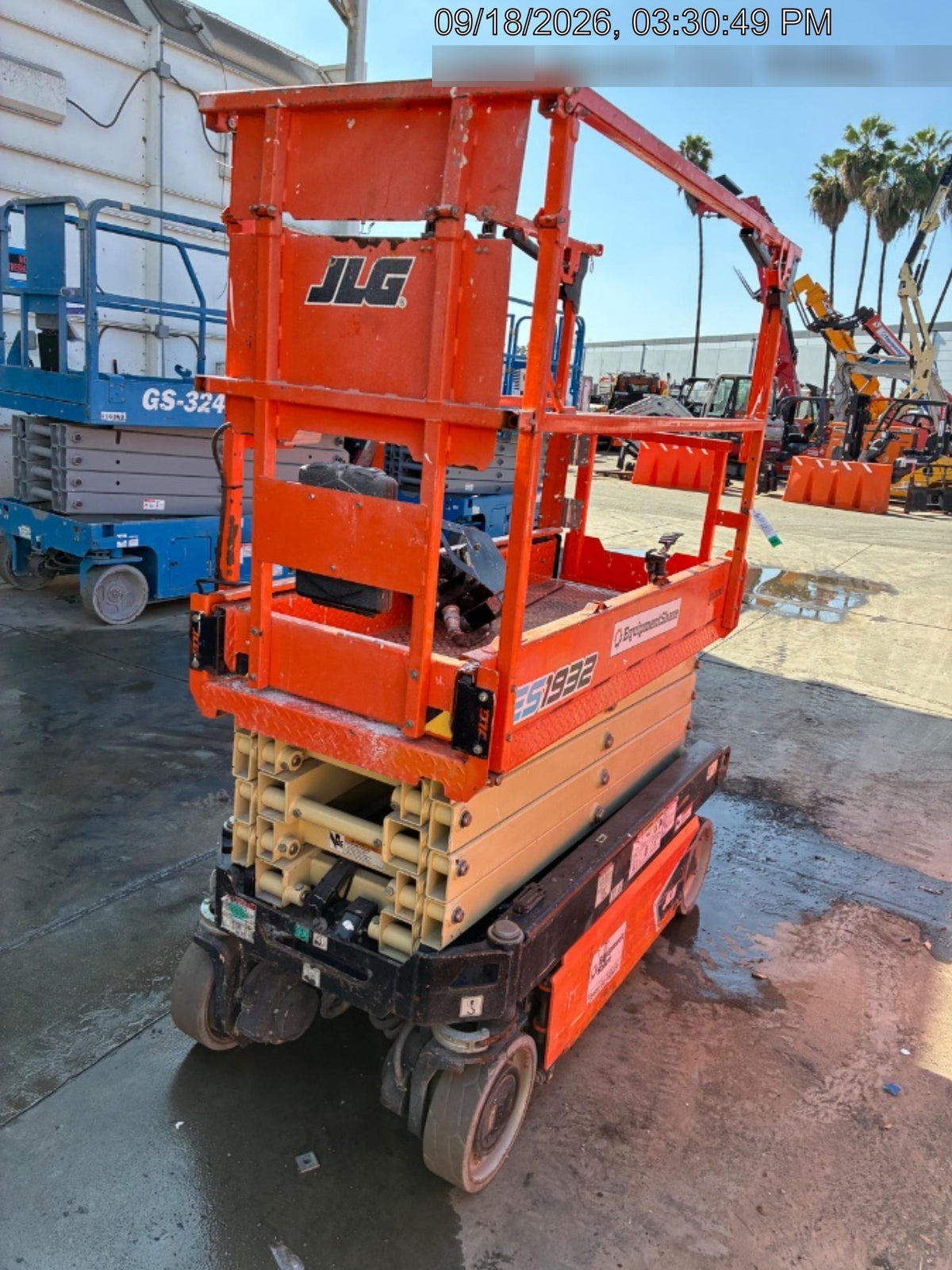 2022 JLG ES1932