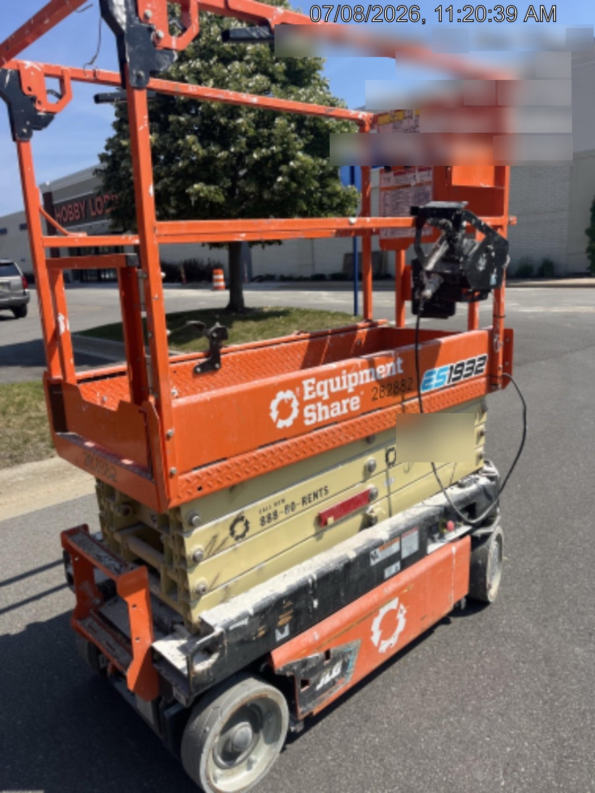 2022 JLG ES1932
